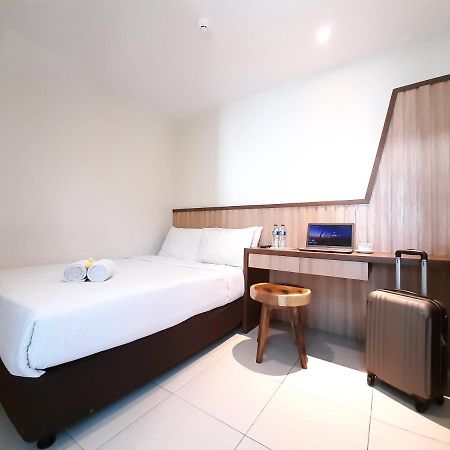 Hotel Pantes Kota Lama Семаранг Экстерьер фото