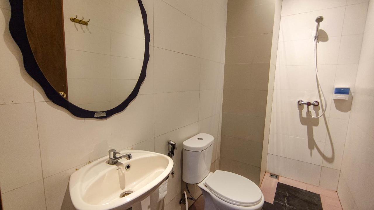 Hotel Pantes Kota Lama Семаранг Экстерьер фото